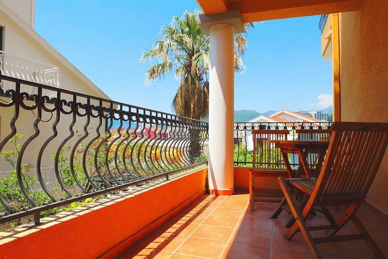 Hotel Meduza Bečići Ngoại thất bức ảnh