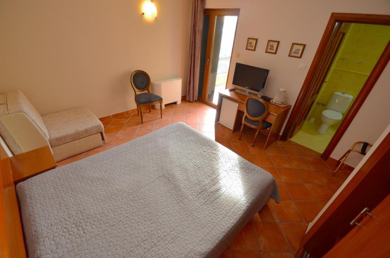 Hotel Meduza Bečići Ngoại thất bức ảnh