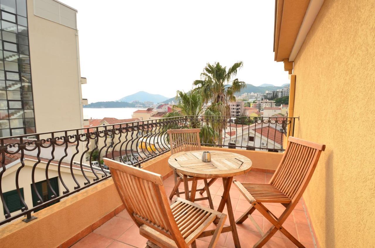 Hotel Meduza Bečići Ngoại thất bức ảnh