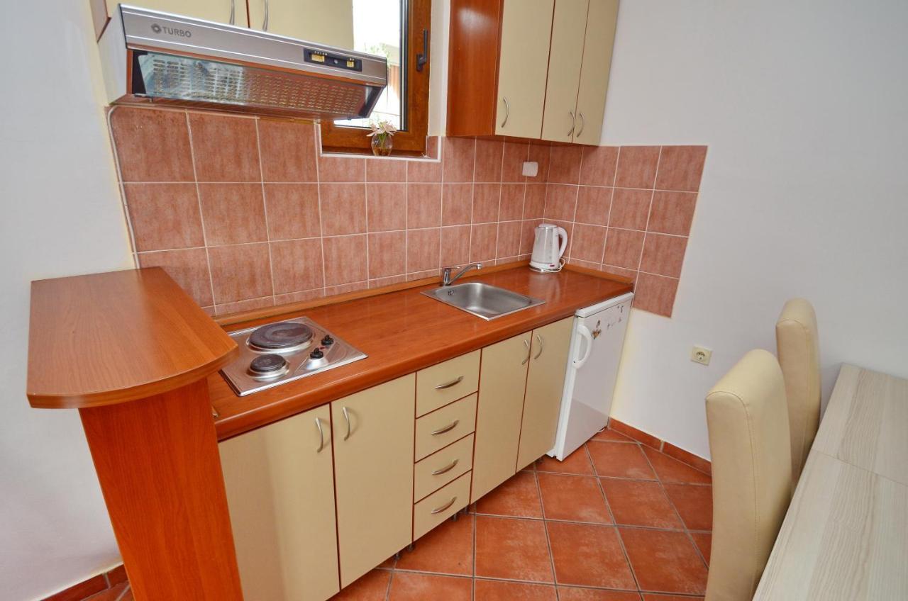 Hotel Meduza Bečići Ngoại thất bức ảnh