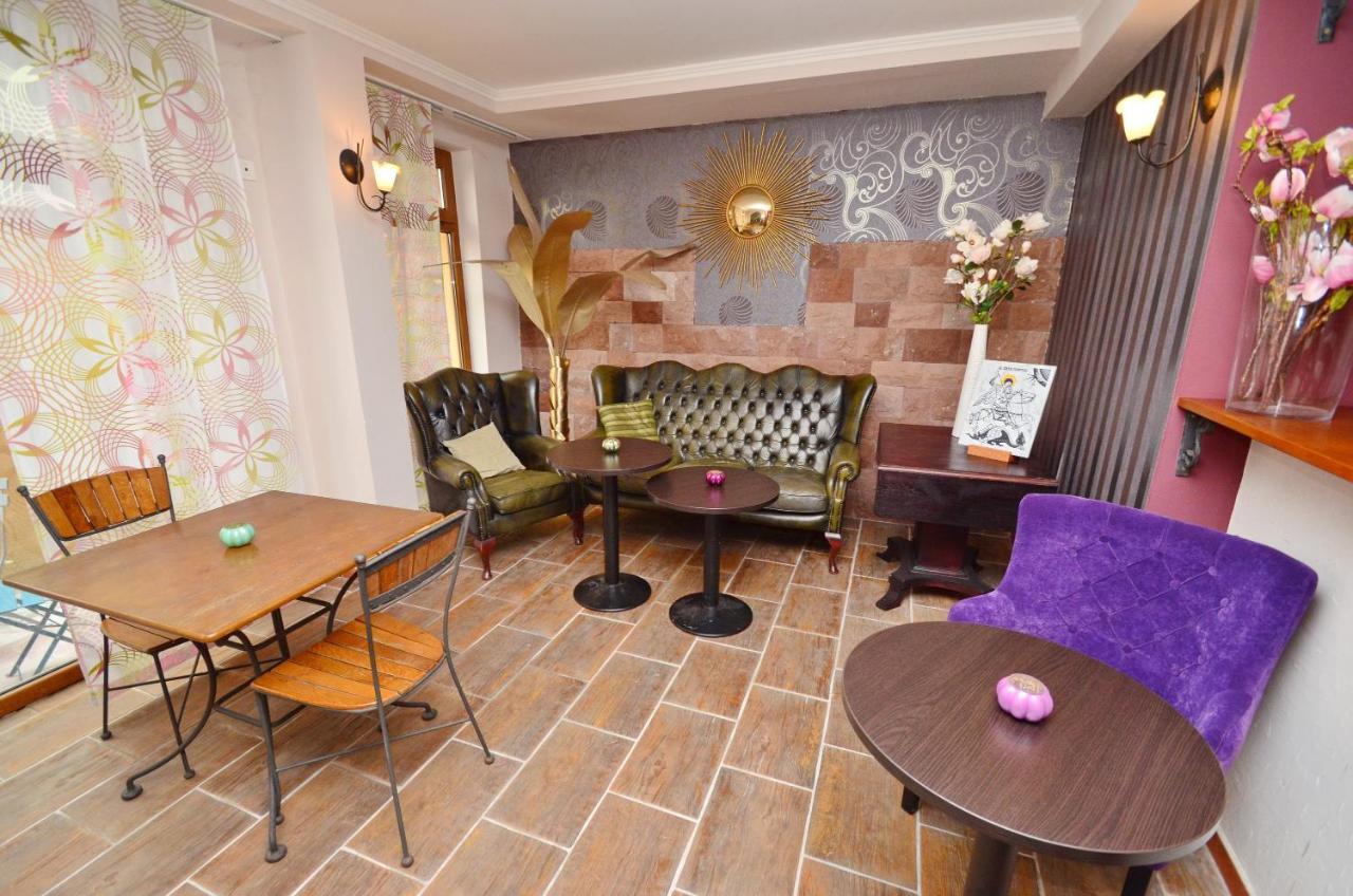 Hotel Meduza Bečići Ngoại thất bức ảnh